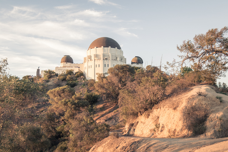 Griffith Observatory from trail, facing north